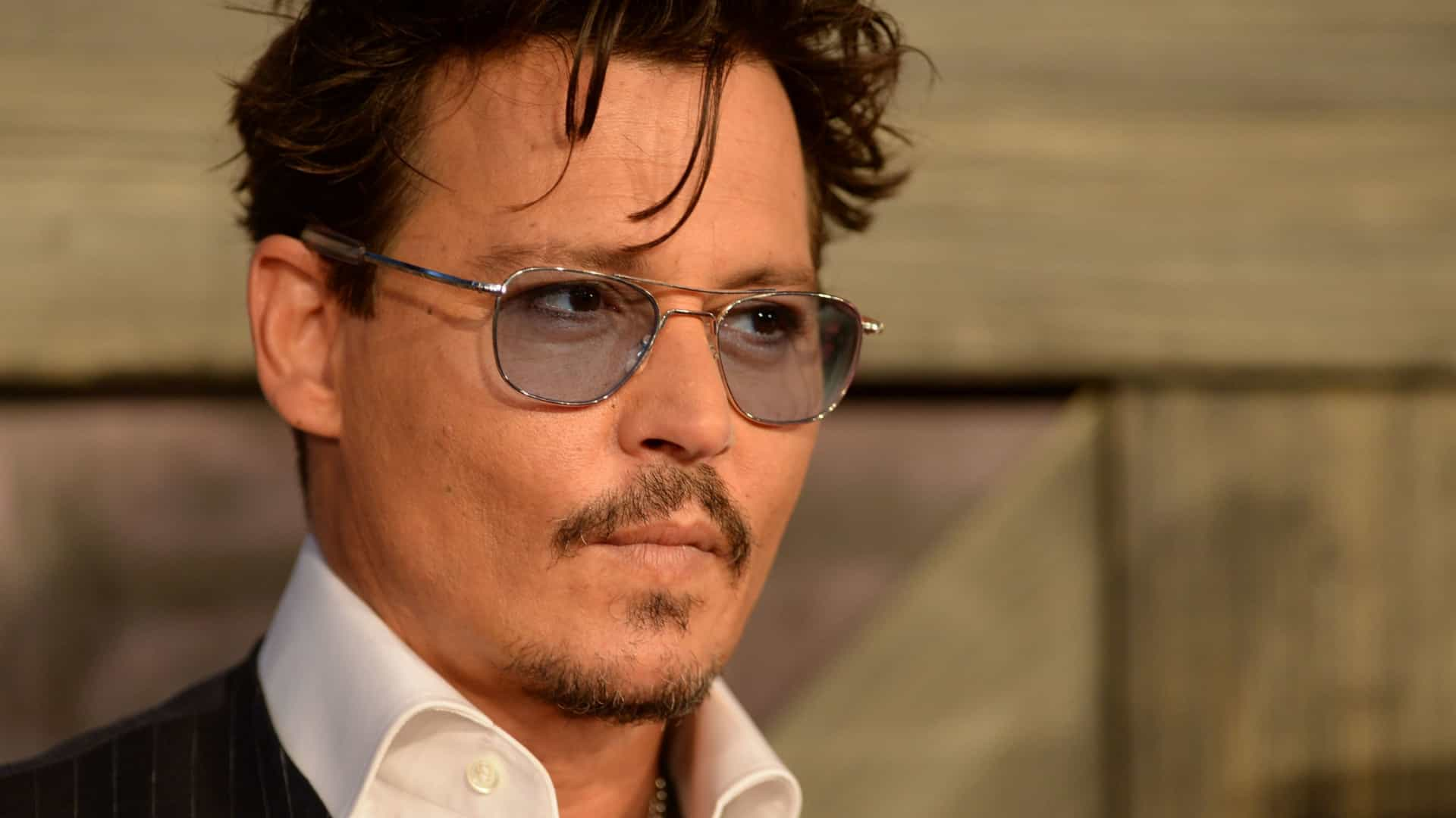 Johnny Depp virou assunto na mídia após ele e sua ex-mulher, Amber Heard, acusarem-se de abuso físico